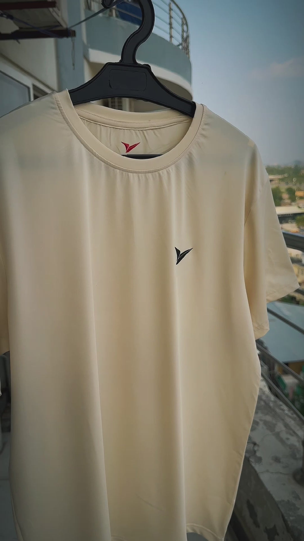 Vresta Cream Dry Fit
